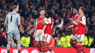 争取随队出, 送多名优秀