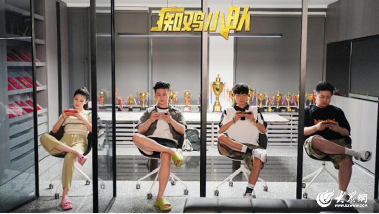 只剩情怀, 微光汇聚 只剩情怀, 微光汇聚