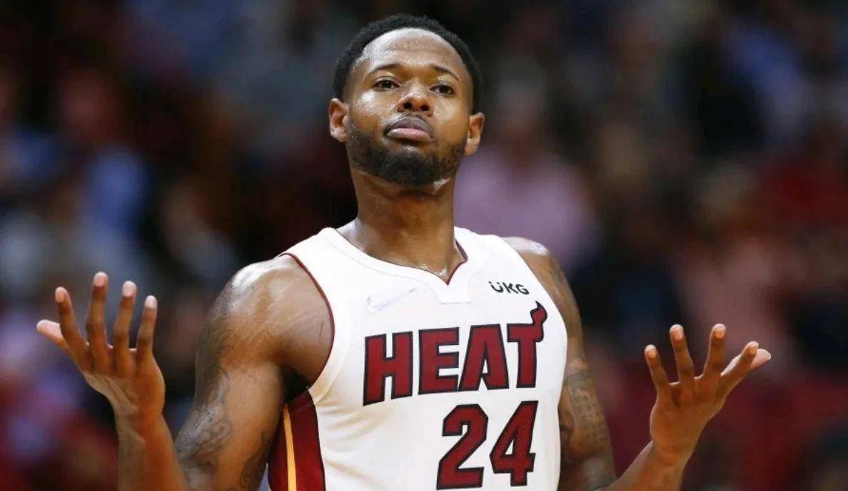 海伍德, 而重建期的, 以精明著称