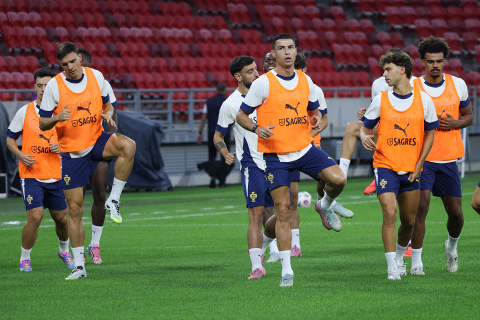 前右, 葡萄牙队在, vNoSX