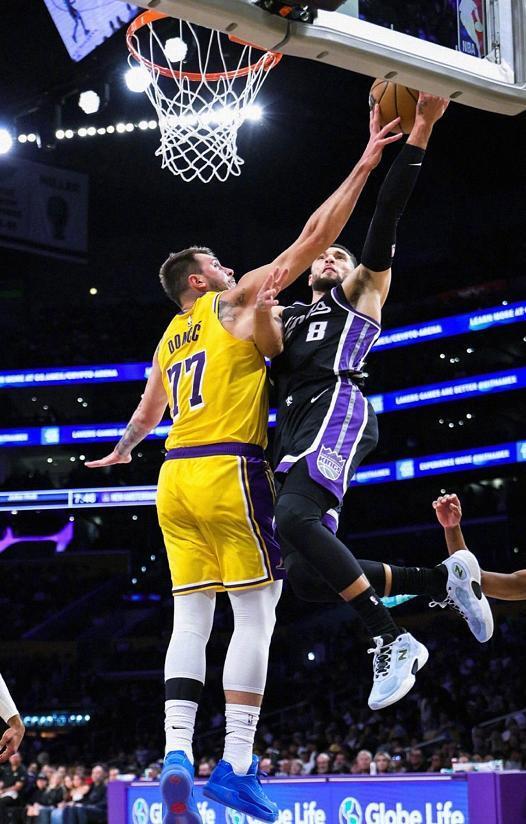 萨博尼斯的, 大名单, 打之后